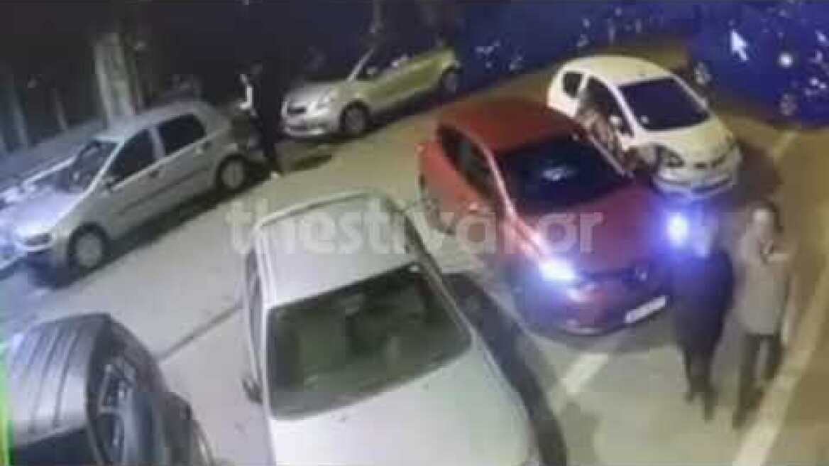 Thestival.gr | Θεσσαλονίκη: Αρπαγή τσάντας από αυτοκίνητο ενώ είναι μέσα η οδηγός