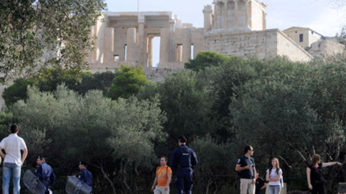 Κλείδωσε η βοήθεια προς την Ιρλανδία 