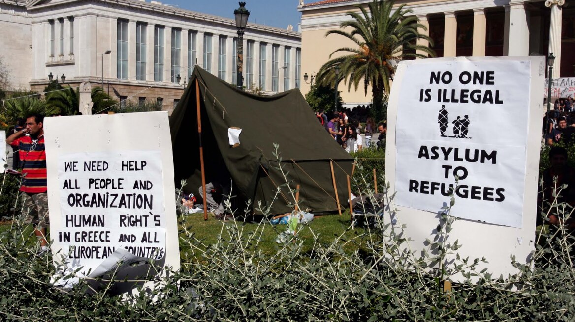 Συνάντηση Παπουτσή με Ιρανούς απεργούς πείνας