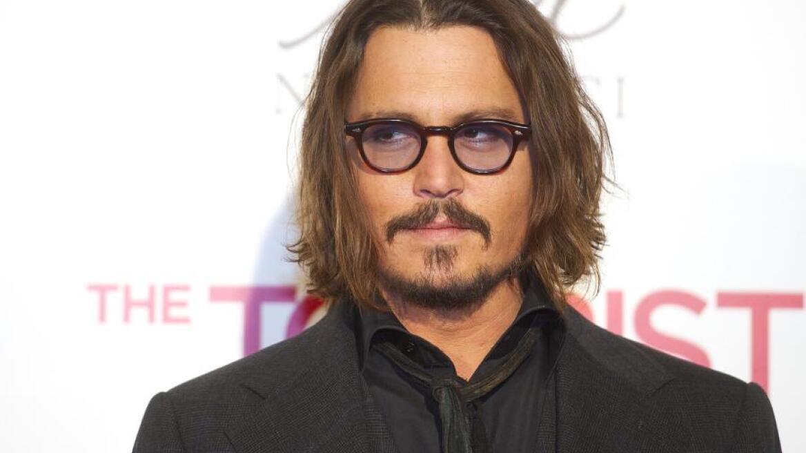 O Jacques δάγκωσε τον Johnny Depp