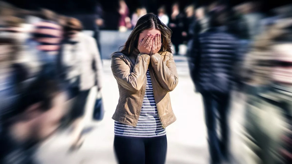 Η κρίσιμη ηλικία που καθορίζει αν θα ζούμε με την κατάθλιψη για μια ζωή