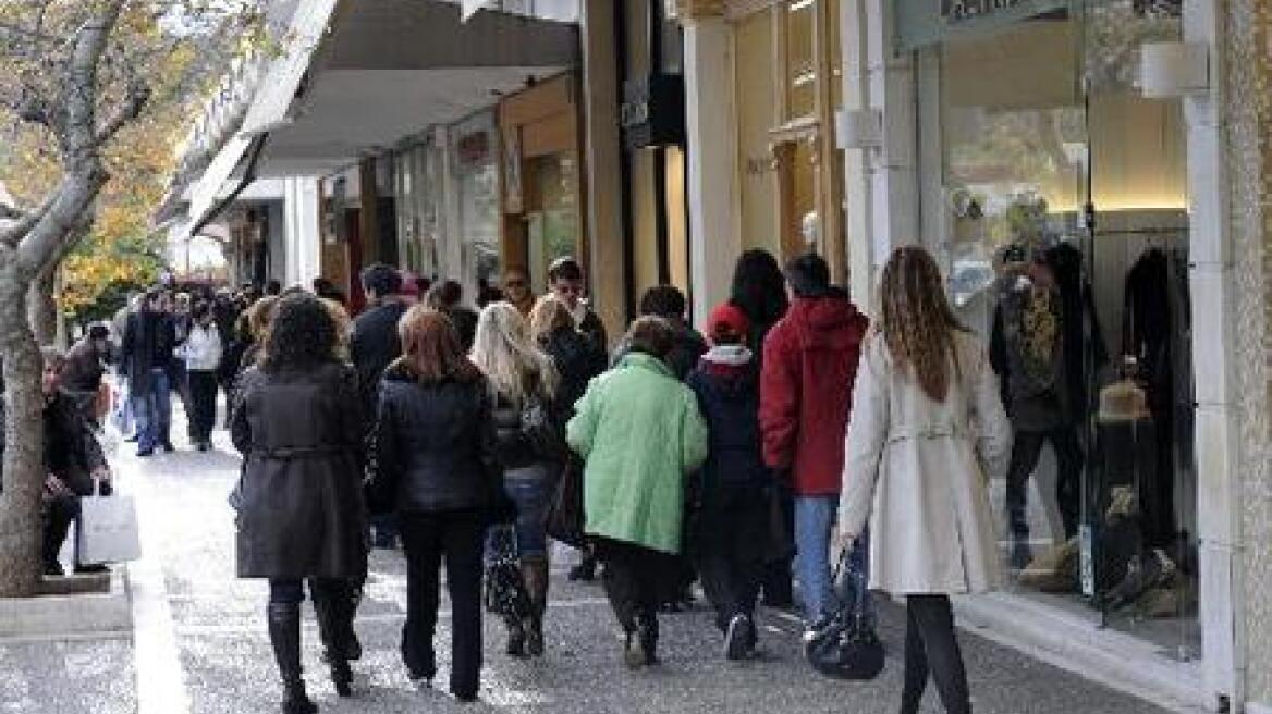 Μέτωπο αντιδράσεων για τη λειτουργία των καταστημάτων τις Κυριακές 