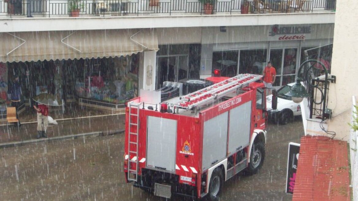 Επαφές Μέρκελ για τη συγκρότηση κυβερνητικού συνασπισμού