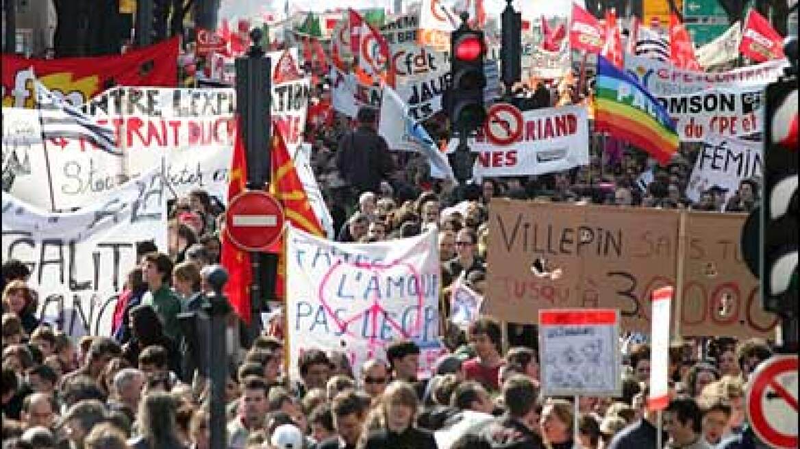 Νέες διαδηλώσεις προγραμματίζουν τα γαλλικά συνδικάτα