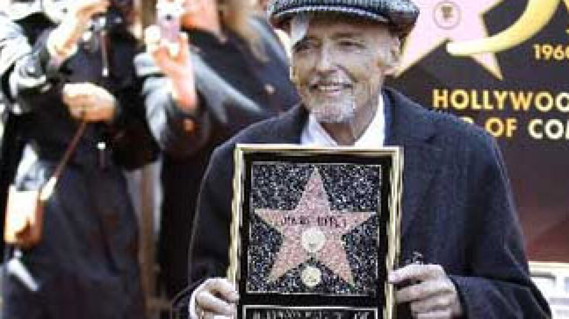 Σβήνει ο Dennis Hopper