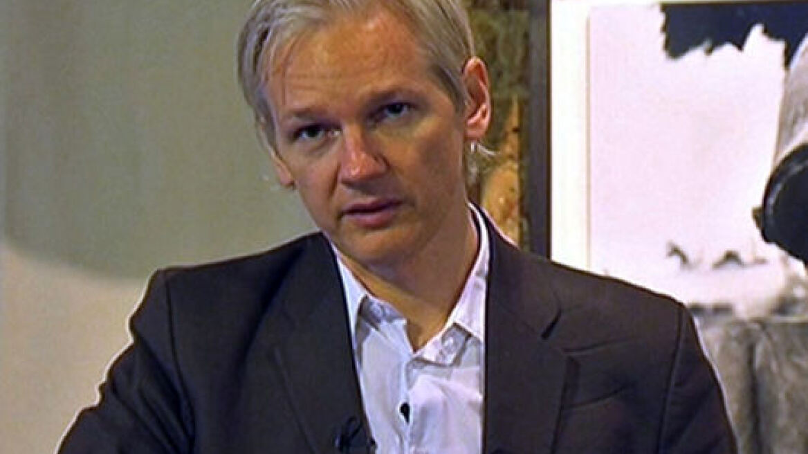 Ο ιδρυτής του WikiLeaks ζητεί τη δίωξη όσων εξωθούν στη βία