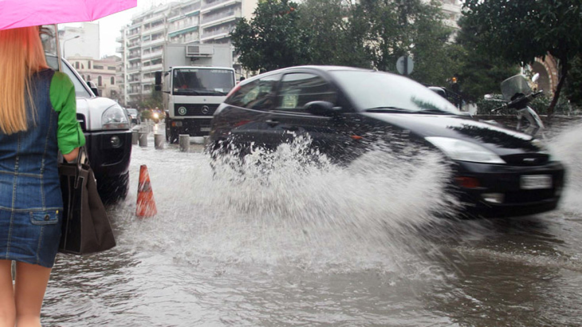 Σε κλοιό κακοκαιρίας όλη η χώρα