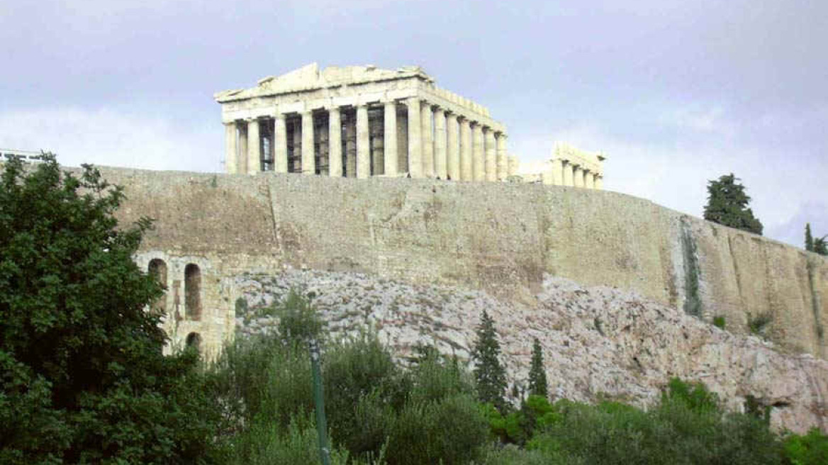 Στην Ακρόπολη ο Κ. Παπούλιας