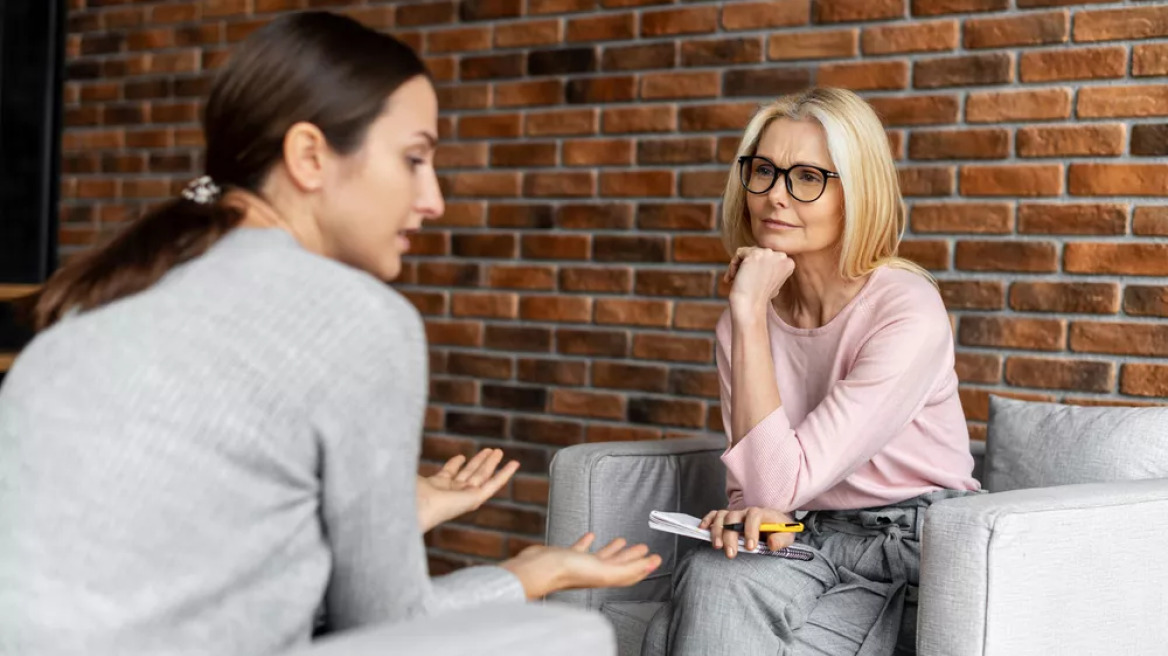 Ψυχική υγεία σε κρίση: 1 στους 2 αξιολογεί αρνητικά το σύστημα φροντίδας – Τι δείχνει παγκόσμια έρευνα
