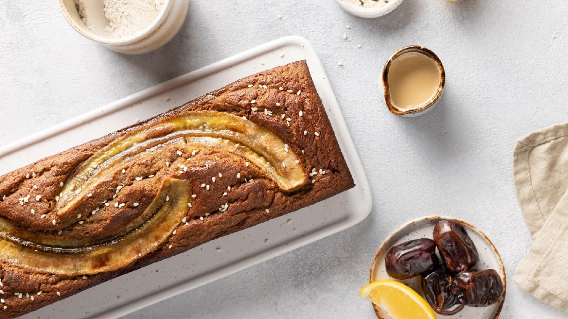 Banana bread με χουρμάδες