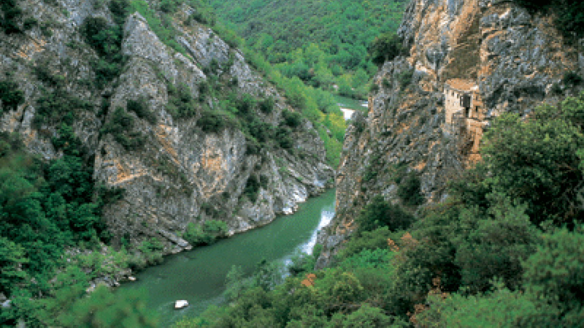 Τραυματισμός 42χρονου κυνηγού στο Θέρισσο στην Κρήτη