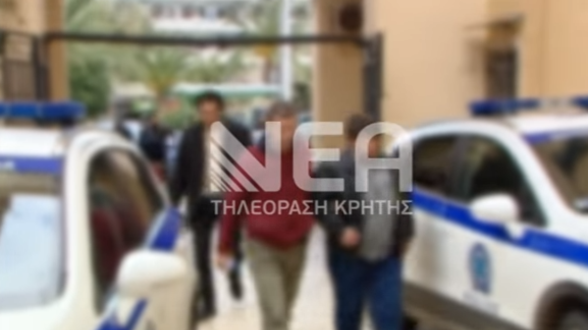 Κρήτη: Δολοφόνησε τους γονείς του για τα χρήματα - Εξιχνιάστηκε το έγκλημα ένα χρόνο μετά