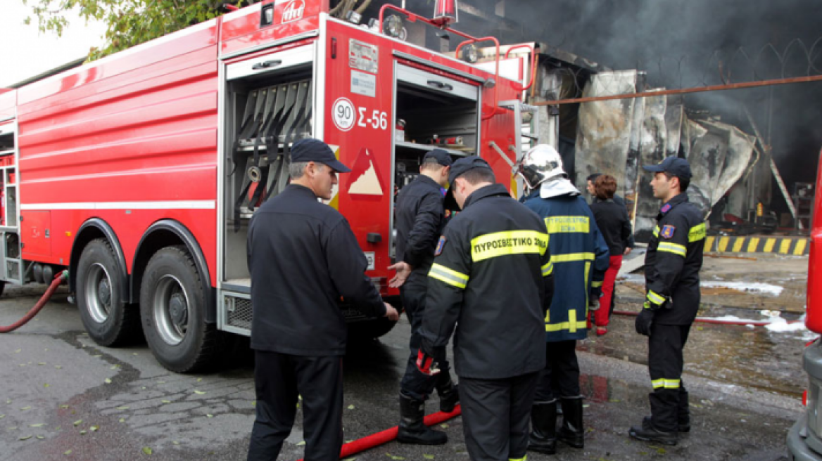 Πυρκαγιά σε ψησταριά στην Παλλήνη	