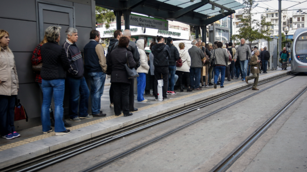 Ηλεκτρονικό εισιτήριο: Απειλούν να σηκώσουν τις μπάρες οι εργαζόμενοι