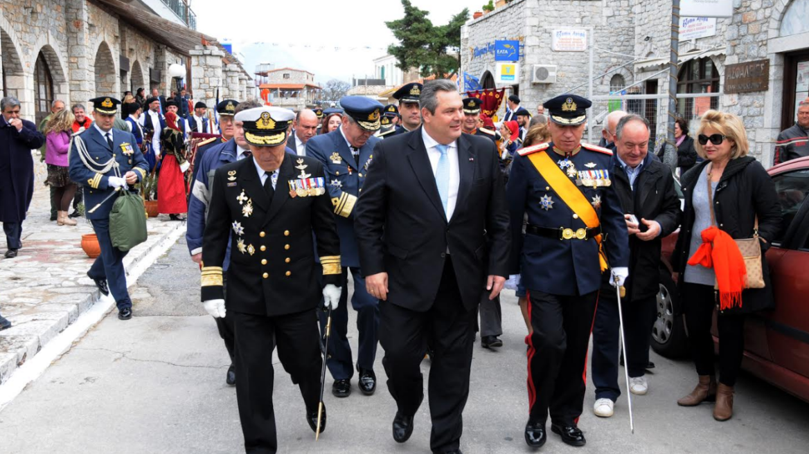 Στρατηγός Κωσταράκος κατά αρχηγών ΓΕΕΘΑ, ΓΕΝ και Καμμένου