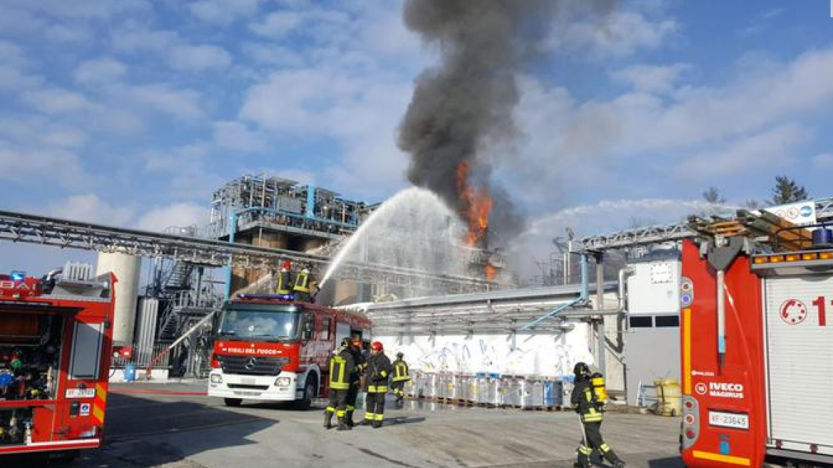 Ιταλία: Εννέα τραυματίες από έκρηξη σε βιομηχανία επεξεργασίας απορριμάτων