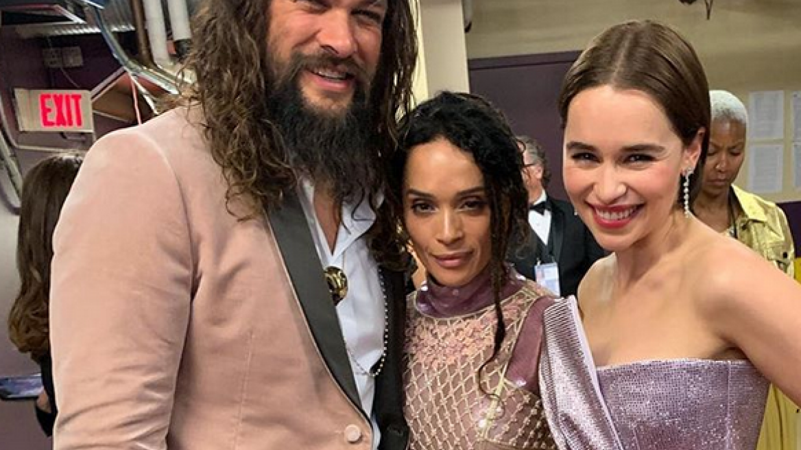 Φωτογραφία: Ο Jason Momoa και οι δύο βασίλισσές του