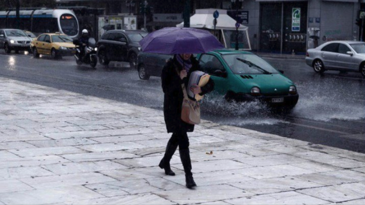 Καιρός: Βροχές σε όλη τη χώρα - Πού θα «χτυπήσει» η κακοκαιρία τις επόμενες ώρες