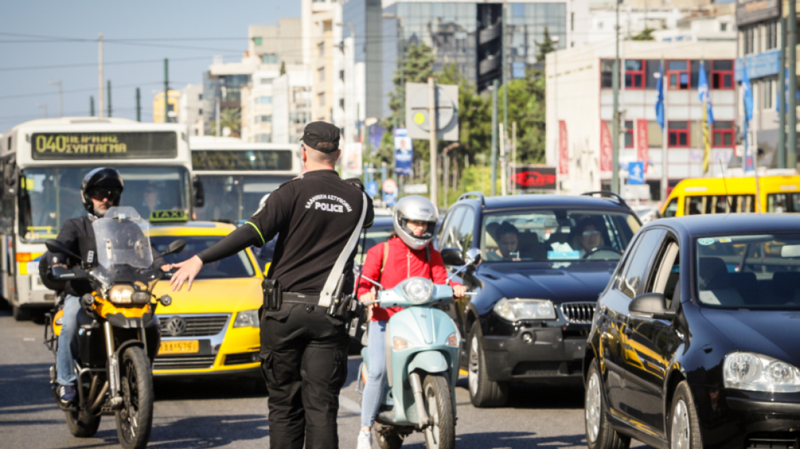 Μποτιλιάρισμα στη Μεσογείων λόγω έργων της Περιφέρειας 