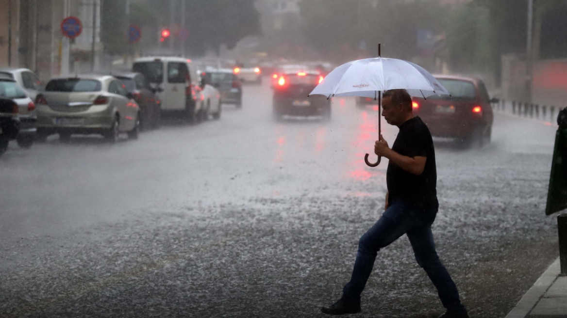 Καιρός - Έκτακτο δελτίο: Δείτε πού θα «χτυπήσει» η κακοκαιρία 