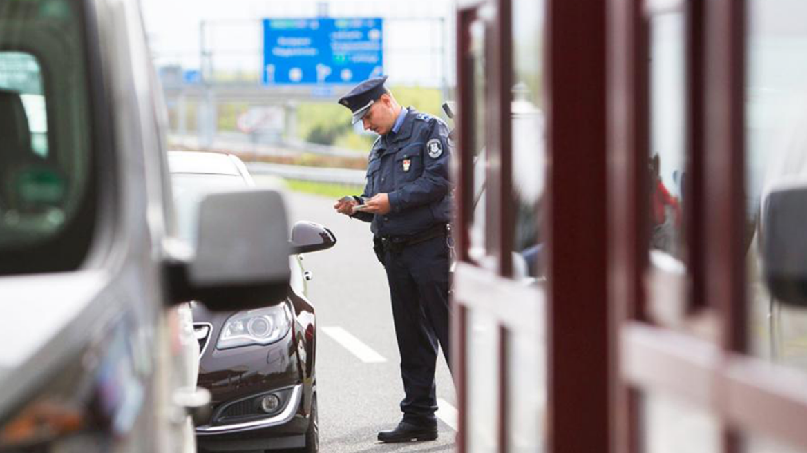 Κορωνοϊός: Κλειστά από σήμερα τα σύνορα της ΕΕ - Κρίσιμη η ελεύθερη διακίνηση εμπορευμάτων, λέει η Μέρκελ