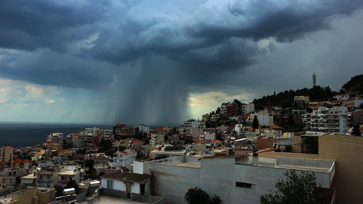 Καιρός: Σε ισχύ το έκτακτο δελτίο ΕΜΥ με καταιγίδες και χαλάζι - Πού κινείται η κακοκαιρία 