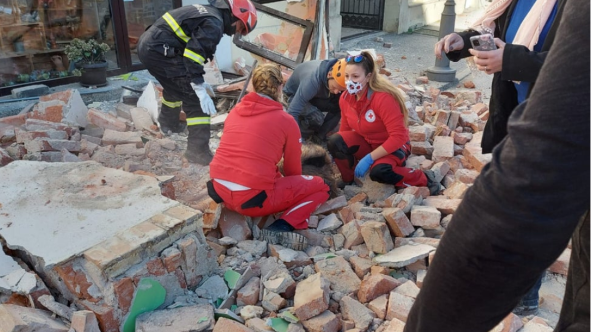 Ισχυρός σεισμός 6,4 Ρίχτερ στην Κροατία: Δείτε όλα τα βίντεο