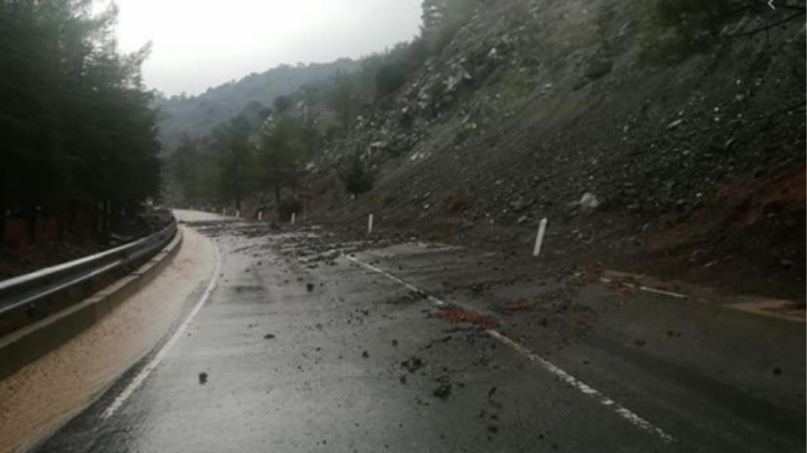 Οι καταστροφές από τις έντονες βροχοπτώσεις στην Αλεξανδρούπολη