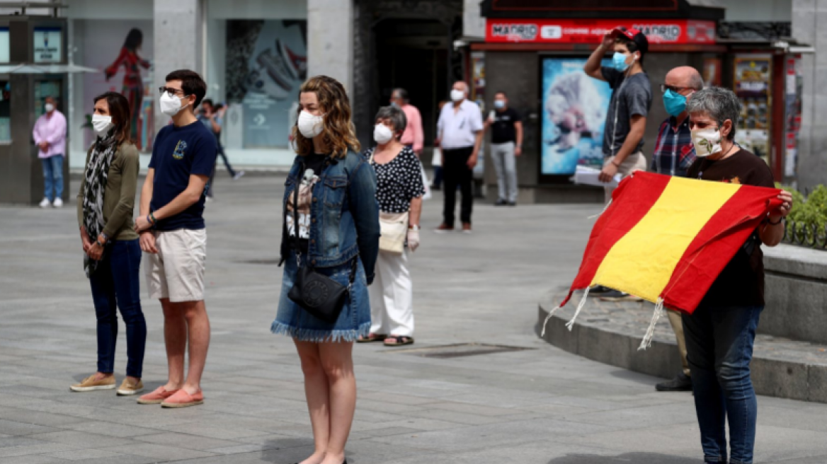 Πανδημία-Ισπανία: Ρεκόρ ημερήσιων κρουσμάτων-Αποχωρεί ο υπουργός Υγείας 