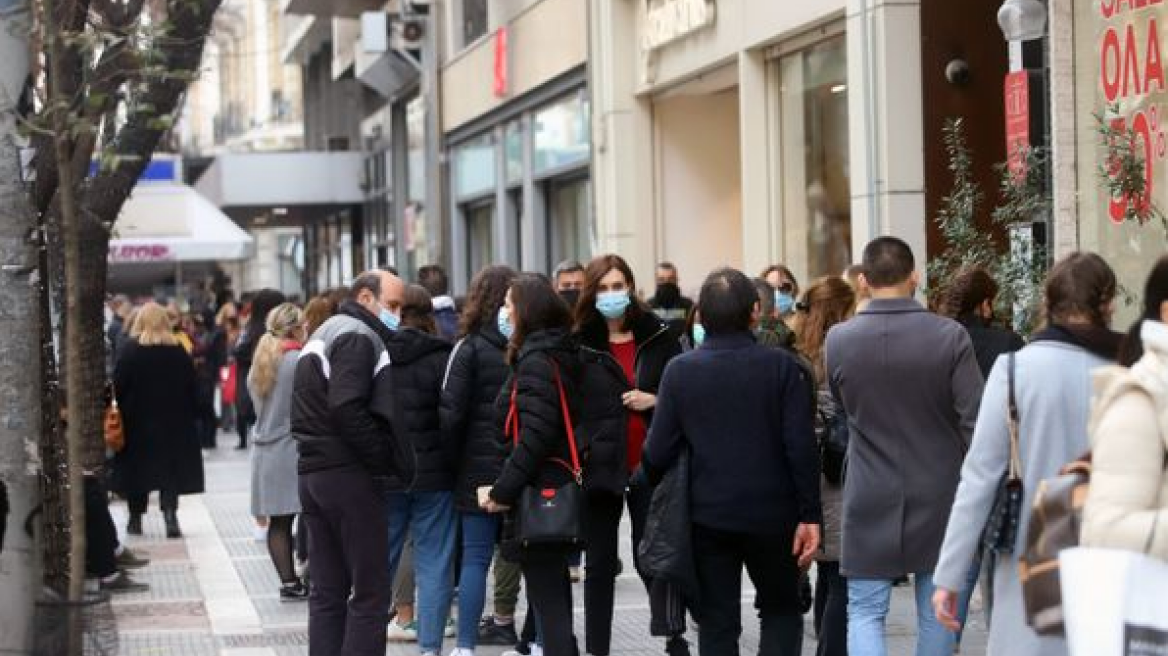 Λιανεμπόριο: Στο τραπέζι σχέδιο εφαρμογής τοπικών lockdowns μετά τις εικόνες συνωστισμού