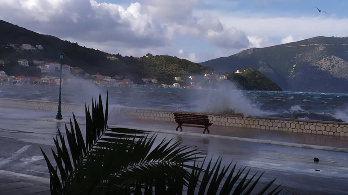 Καιρός - Χάρτες του meteo: Καταιγίδες στα βορειοανατολικά, χαλάζι στο ανατολικό Αιγαίο, ισχυρή κακοκαιρία στη Θράκη 