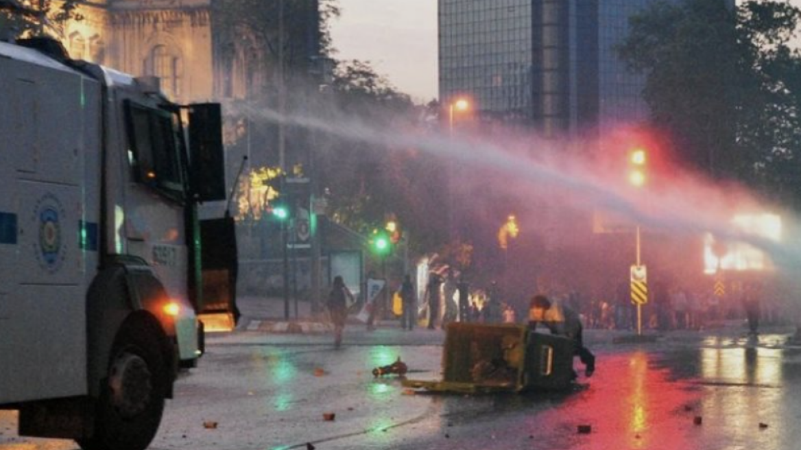 Δικαστική διαμάχη δημάρχου Κωνσταντινούπολης-Ερντογάν για τη μεταβίβαση του πάρκου Γκεζί στο κράτος