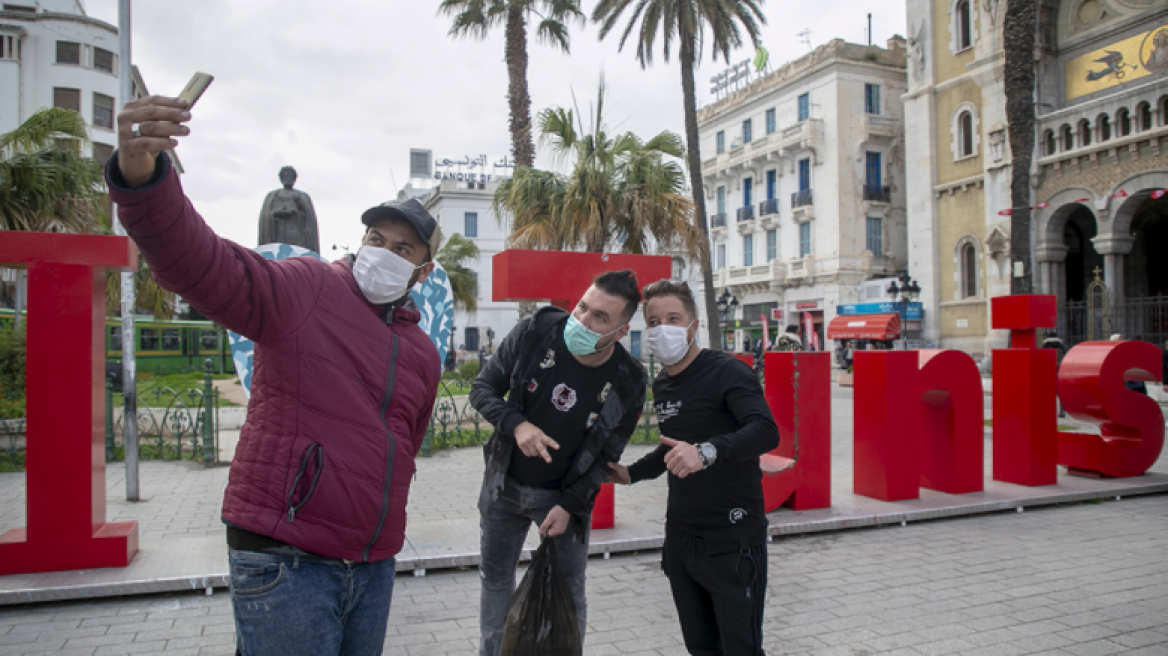 Πανδημία-Τυνησία: Ξεπέρασαν τους 10.000 οι θάνατοι 