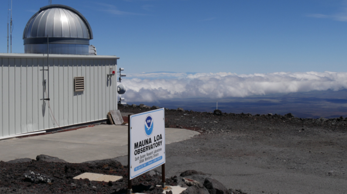 NOAA: Νέο ρεκόρ συγκέντρωσης εκπομπών διοξειδίου του άνθρακα CO2 στην ατμόσφαιρα