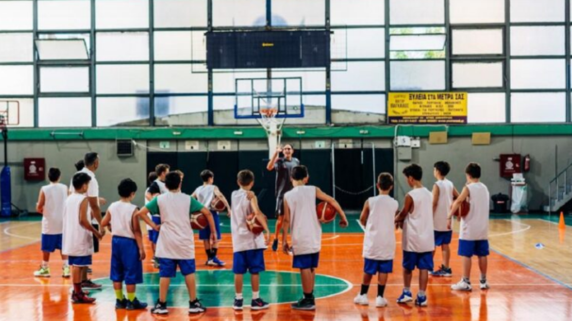 Real Madrid Basketball Camp: Αρχή δουλειάς με συμβουλές από τον Τσαρτσαρή