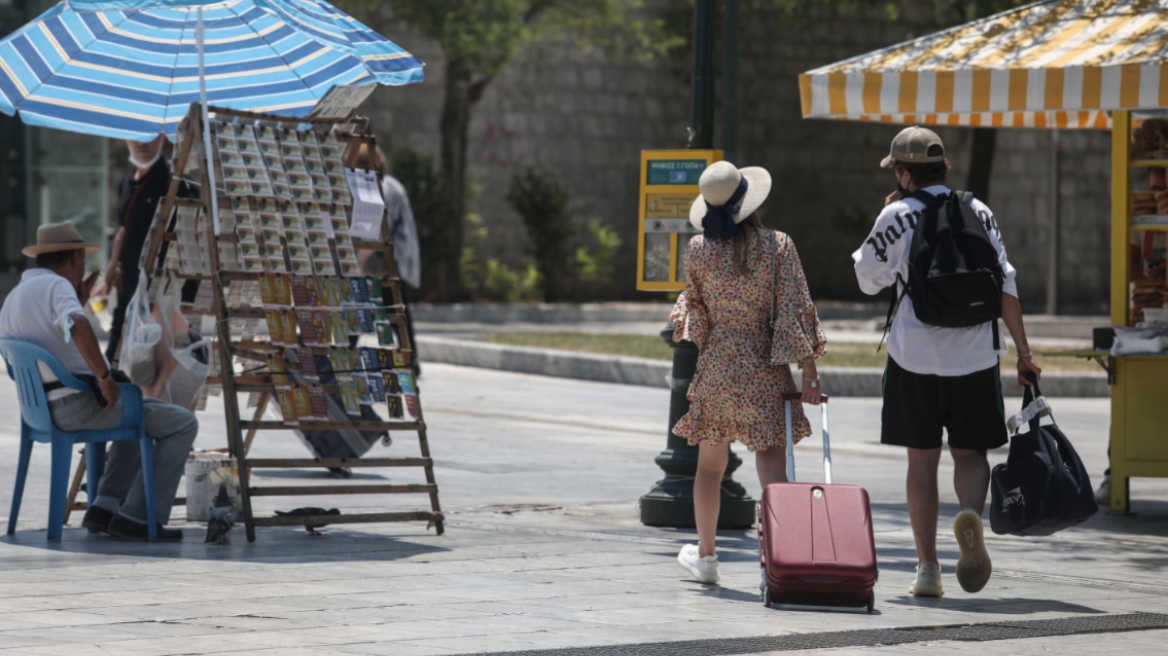 Καιρός: Μίνι καύσωνας έως την Παρασκευή - 40άρια σήμερα σε Άργος, Σπάρτη - Δείτε νέους χάρτες, βίντεο