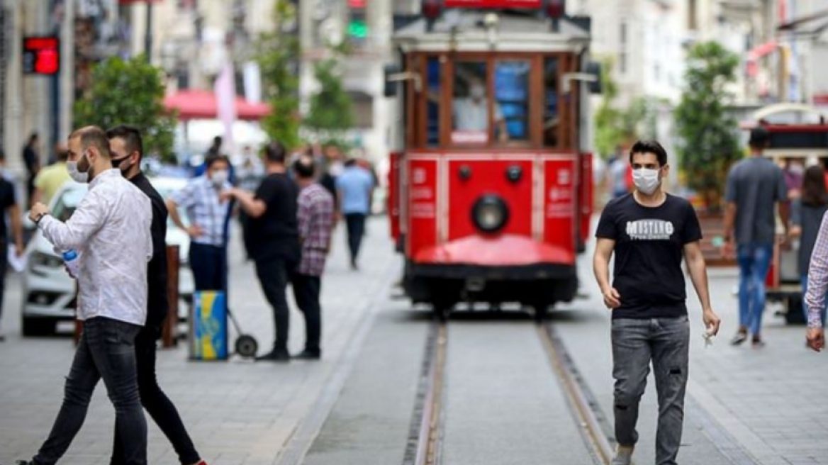 Πανδημία-Τουρκία: 96 θάνατοι και σχεδόν 21.000 κρούσματα σε 24 ώρες