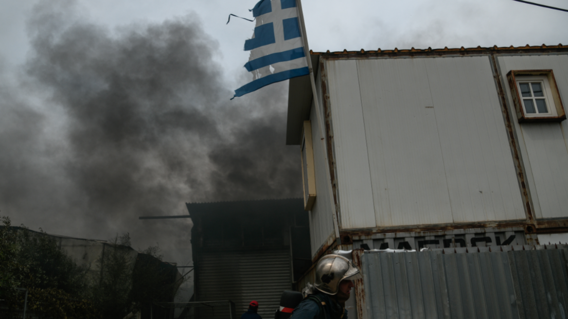 Φωτιές στην Ελλάδα: Αυτές είναι οι περιοχές χωρίς ρεύμα  