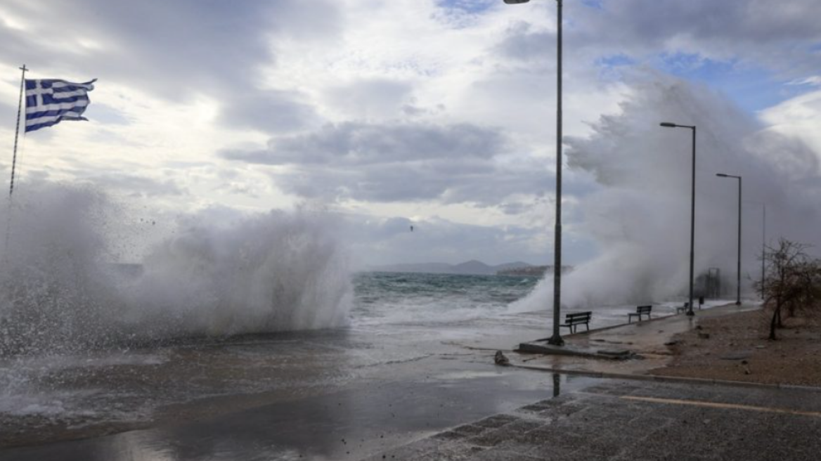 Καιρός: Ενισχύονται οι άνεμοι τις επόμενες ώρες -  Έως και 7 μποφόρ στο βόρειο Αιγαίο - Πολύ υψηλός κίνδυνος πυρκαγιών