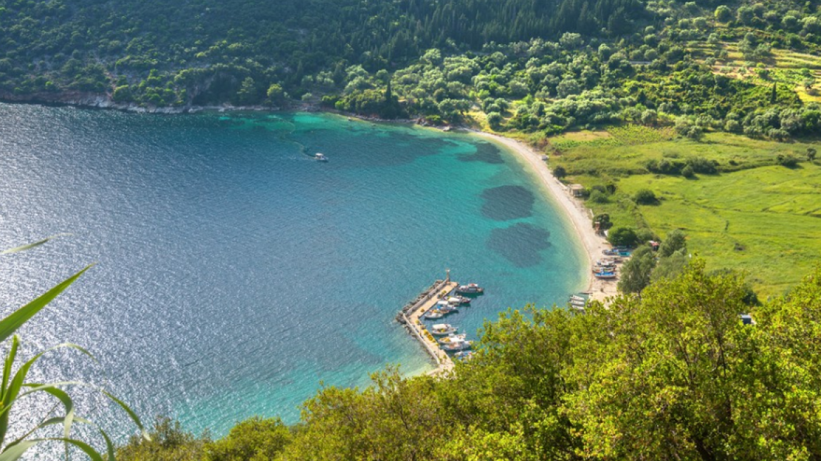 Ιθάκη: Διερχόμενη λέμβος τραυμάτισε ανήλικο στο κεφάλι