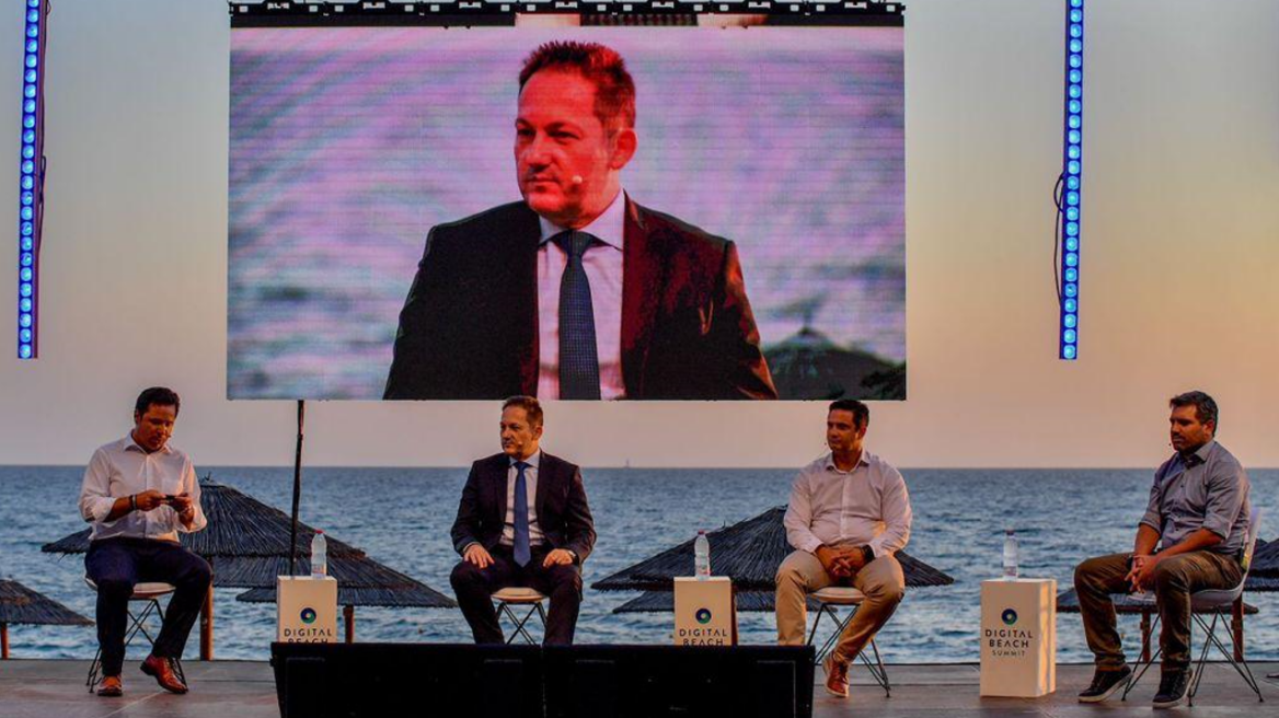 Στέλιος Πέτσας στο «1st Digital Beach Summit»: Εξετάζουμε την αύξηση του προγράμματος «Αντώνης Τρίτσης» για περισσότερα έργα