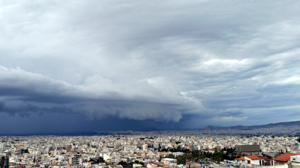 Καιρός: Μικρή άνοδος της θερμοκρασίας τα Χριστούγεννα - Πού θα βρέξει