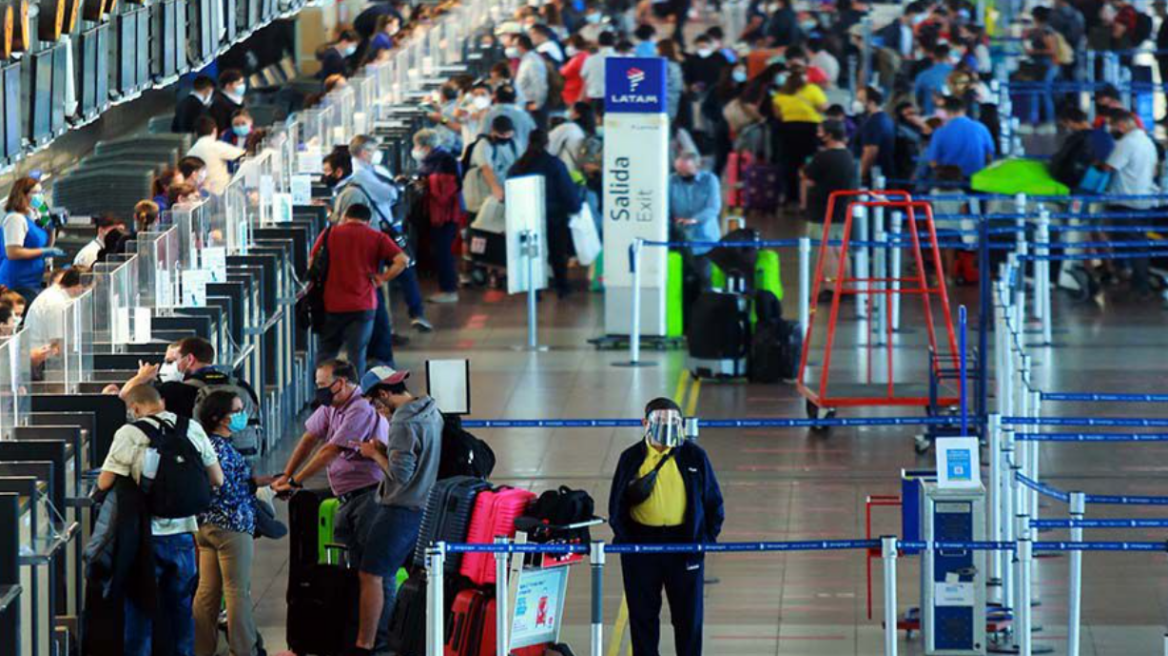 Η Χιλή ανέβαλε το άνοιγμα των συνόρων της εξαιτίας της μετάλλαξης «Omicron»