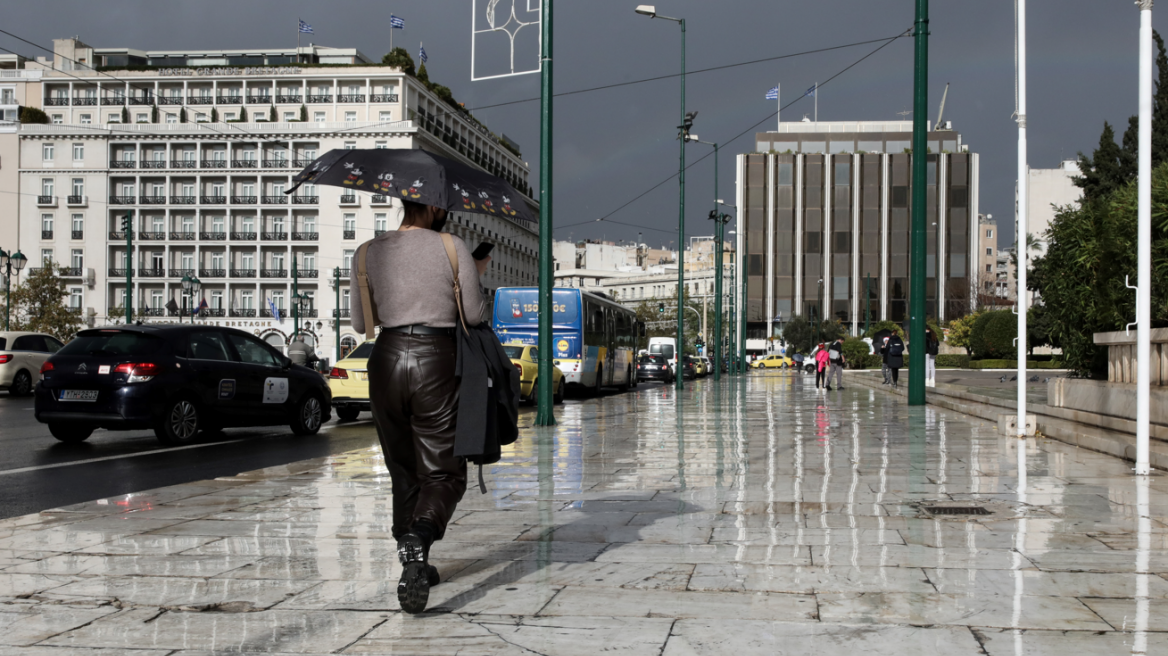 Καιρός στην Αθήνα: Πότε υποχωρούν οι τοπικές καταιγίδες, η εξέλιξη της κακοκαιρίας σε χάρτη