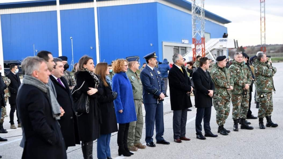 Δείτε φωτογραφίες από την τελετή ανάληψης της αστυνόμευσης του εναέριου χώρου των Σκοπίων από το ΝΑΤΟ