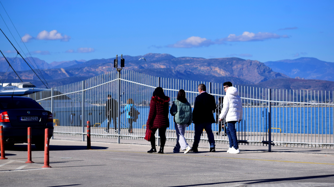 Καιρός: Με ψιλόβροχο και κρύο ο εορτασμός των Θεοφανίων, δείτε βίντεο