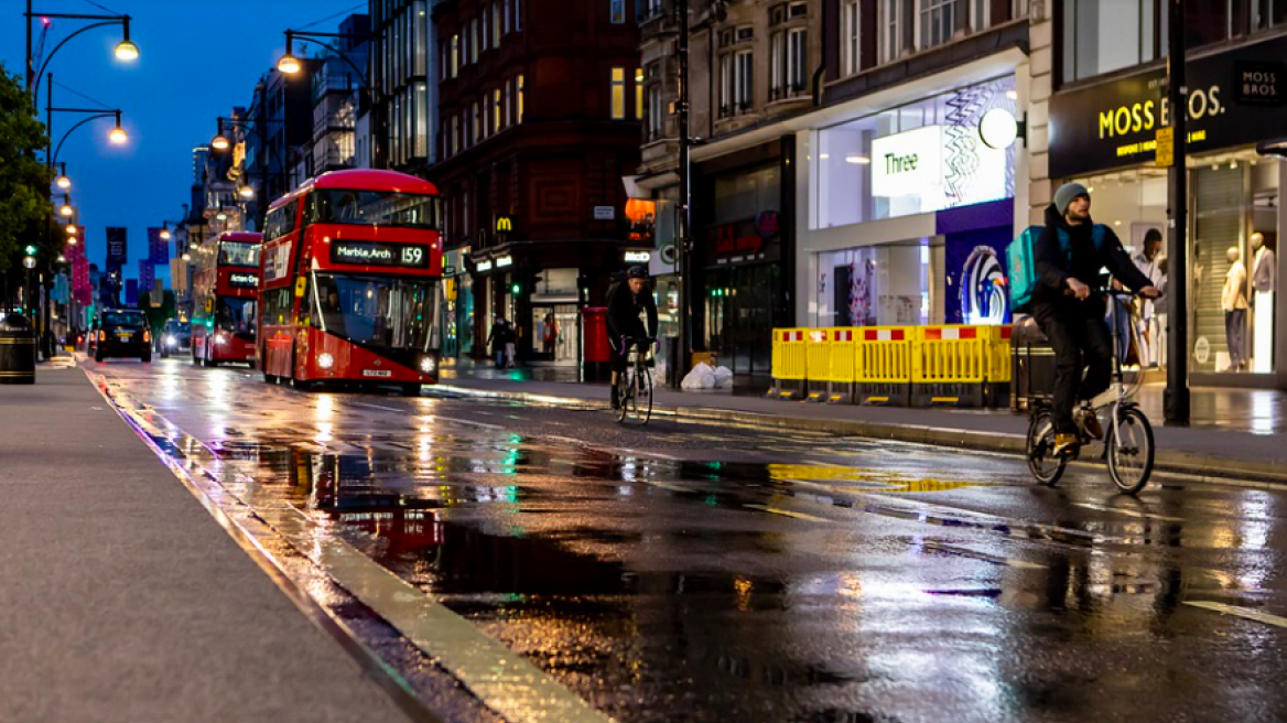 Λονδίνο: Η Oxford Street ο πιο δημοφιλής εμπορικός δρόμος στην Ευρώπη