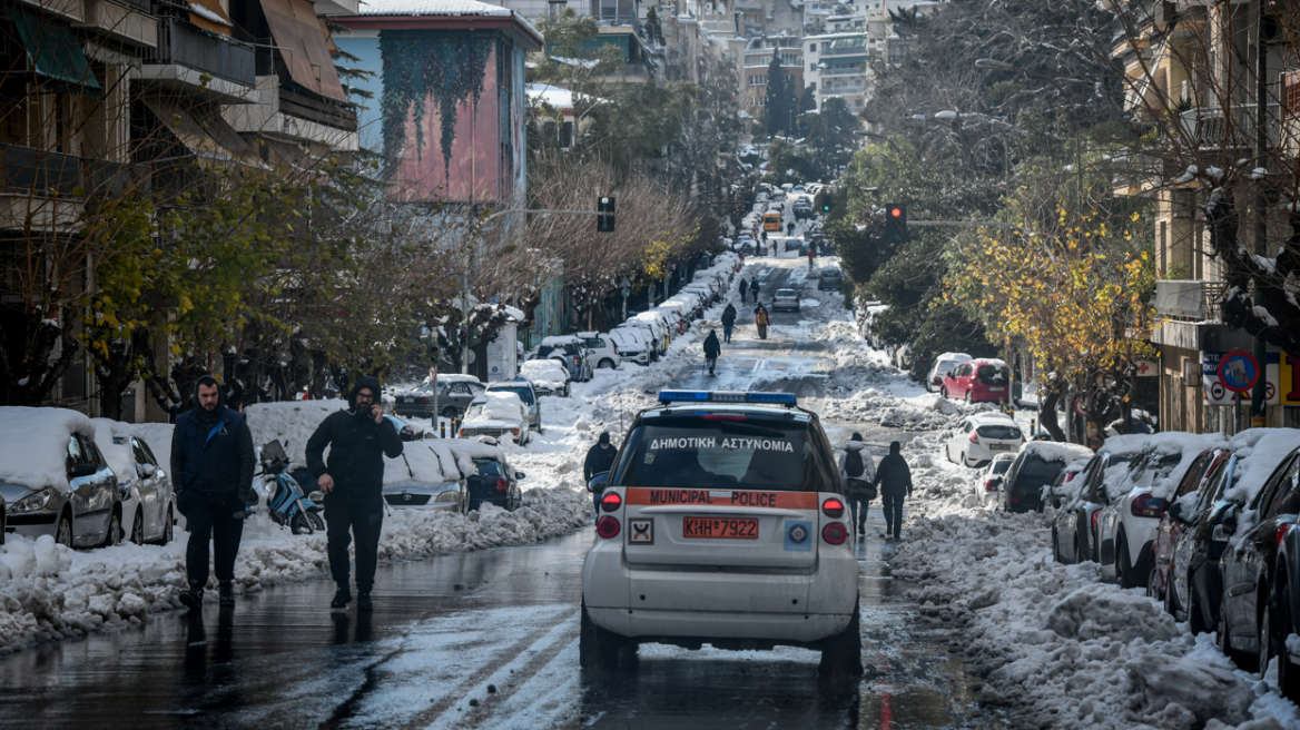 Κίνηση στους δρόμους: Με αυξημένη κίνηση αυτή την ώρα Μεσογείων και Αλεξάνδρας, δείτε live εικόνα