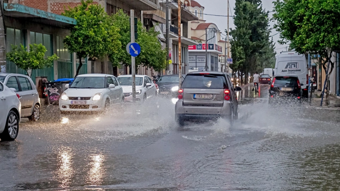 Καιρός: Νέα κακοκαιρία μέσα στο Σαββατοκύριακο, μετά τα χιόνια έρχονται ισχυρές καταιγίδες