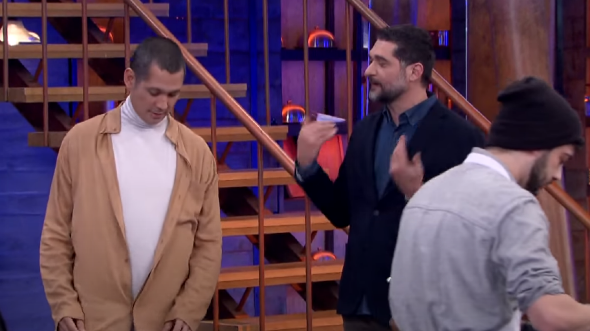 MasterChef: Το «τρολάρισμα» του Ιωαννίδη στον Κοντιζά για το πουκάμισο και η... Πόρτα Ρομάνα - Δείτε βίντεο